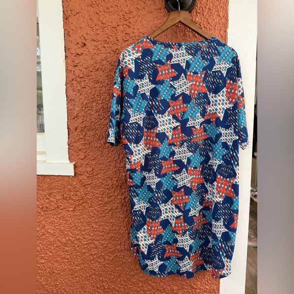 LuLaRoe Irma Top Americana Collection Extra Small New Red White Blue Popsicles - Picture 4 of 4